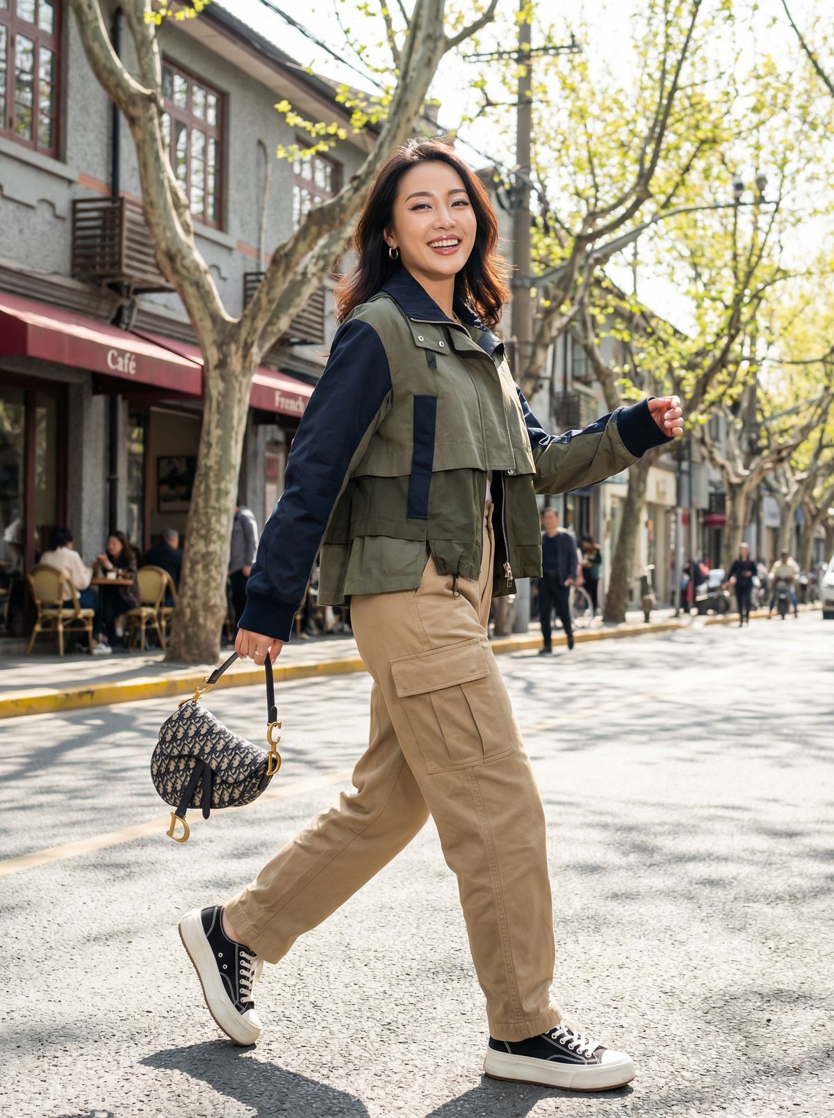 探花创作者甜心美美